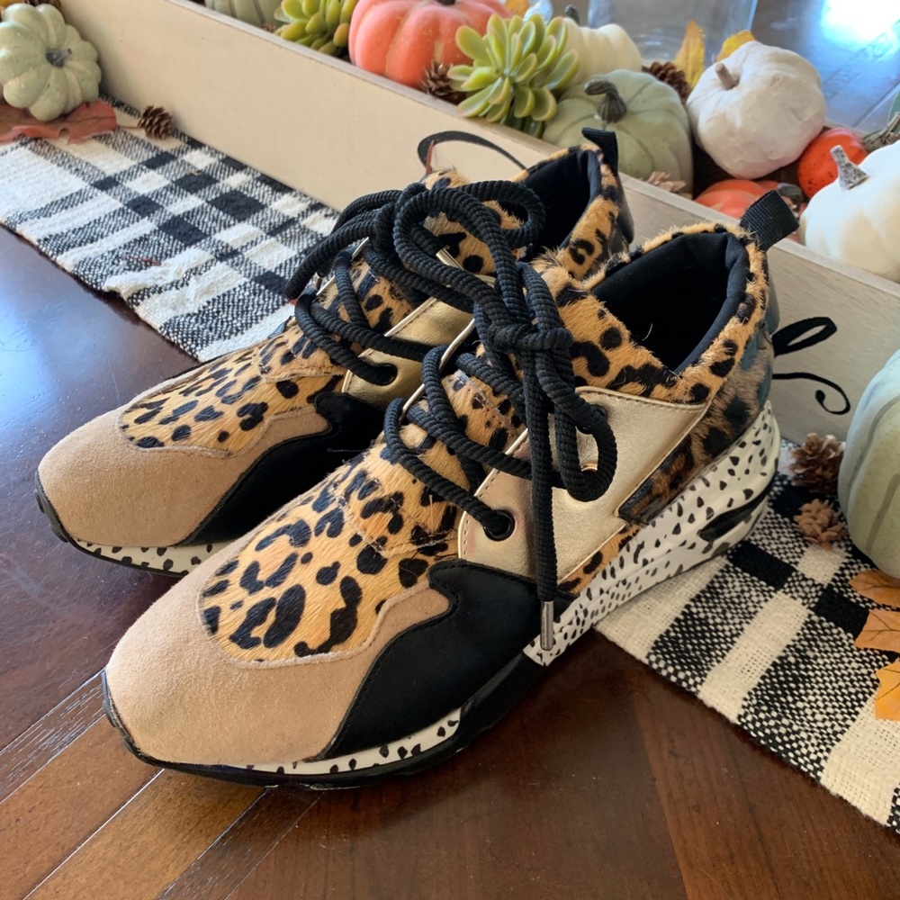 Steve Madden 8 leopard